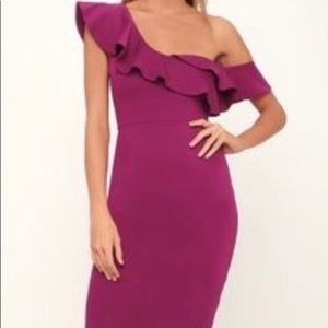 NEW Lulu’s Dress in magenta-size Large